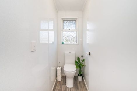 Photo of property in 27a Matai Street, Waikanae, 5036