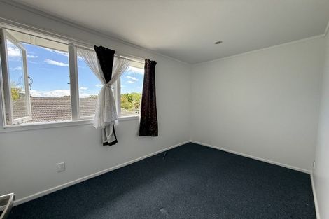 Photo of property in 35 Toru Street, Te Atatu Peninsula, Auckland, 0610