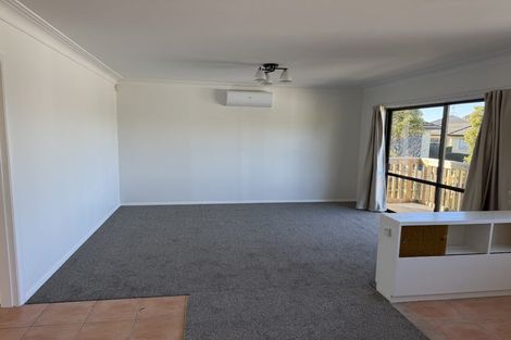 Photo of property in 10 Aotea Road, Glen Eden, Auckland, 0602