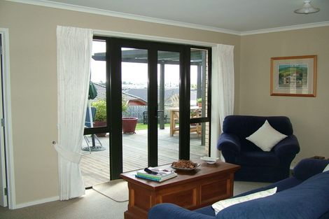 Photo of property in 18 Portobello Way, Huntington, Hamilton, 3210