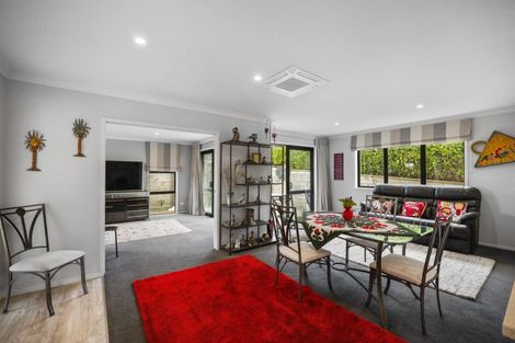 Photo of property in 3 Herring Place, Omokoroa, 3114