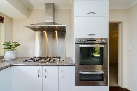 Photo of property in 7 Silkwood Place, Fitzherbert, Palmerston North, 4410