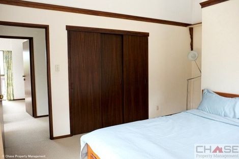 Photo of property in 96 Becroft Drive, Forrest Hill, Auckland, 0620