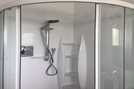 Photo of property in 6 Moehau Grove, Trentham, Upper Hutt, 5018