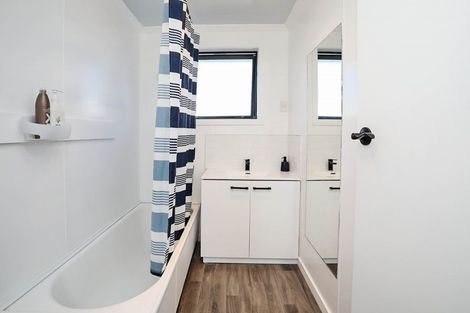 Photo of property in 30 Enniskillen Street, Clifton, Invercargill, 9812