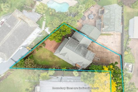 Photo of property in 2/35 Jaemont Avenue, Te Atatu South, Auckland, 0610