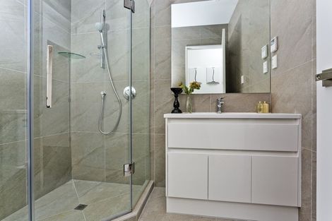 Photo of property in 12 Moki Place, Long Bay, Auckland, 0630