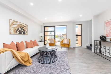 Photo of property in 3/3153 Great North Road, New Lynn, Auckland, 0600