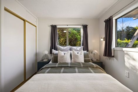 Photo of property in 16 Williams Street, Sunshine Bay, Queenstown, 9300