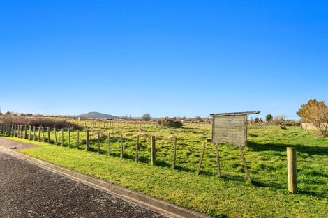 Photo of property in 7 Alfred Road, Hannahs Bay, Rotorua, 3010