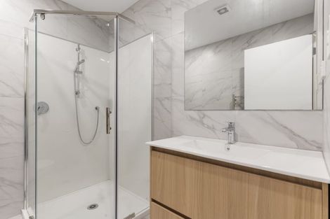 Photo of property in 8/10 Orchid Place, Te Atatu South, Auckland, 0610