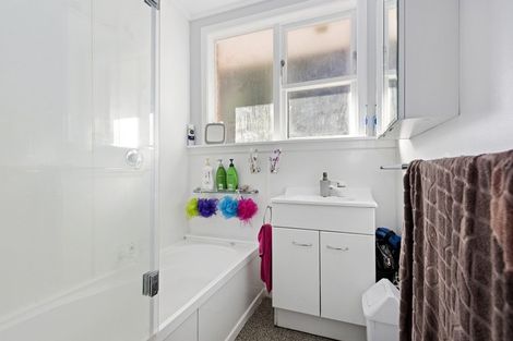 Photo of property in 485a Stokes Valley Road, Stokes Valley, Lower Hutt, 5019