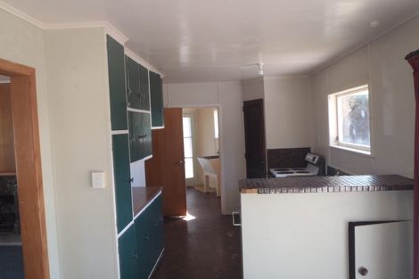 Photo of property in 37 Meilland Place, Glen Eden, Auckland, 0602