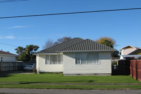 Photo of property in 155 Palmers Road, New Brighton, Christchurch, 8083