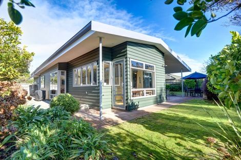 Photo of property in 5 Suffolk Drive, Otamatea, Whanganui, 4500