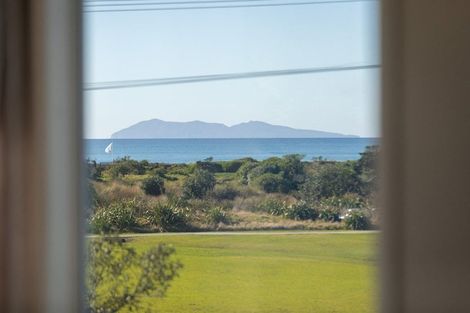 Photo of property in 116 Seaforth Road, Waihi Beach, 3611