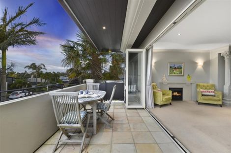 Photo of property in 1/8 William Street, Takapuna, Auckland, 0622
