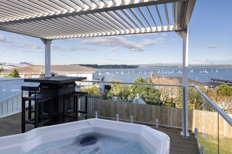 Photo of property in 35 Coppelia Avenue, Omokoroa, 3114