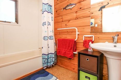 Photo of property in 1/74 Colwill Road, Massey, Auckland, 0614