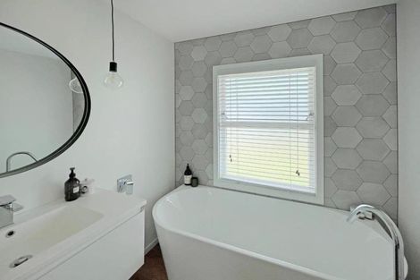 Photo of property in 8 Partington Place, Beerescourt, Hamilton, 3200