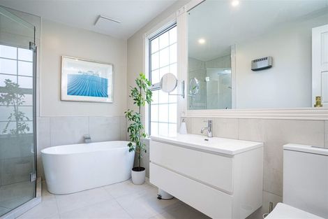 Photo of property in 37 Overdale Drive, Cashmere, Christchurch, 8022