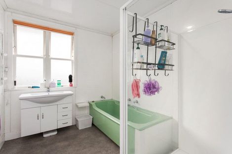 Photo of property in 1/178 Waimairi Road, Ilam, Christchurch, 8041