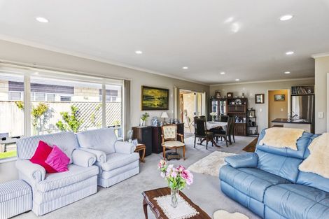 Photo of property in 84 Regent Drive, Paraparaumu Beach, Paraparaumu, 5032