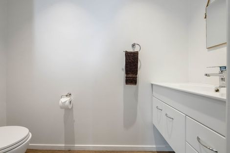 Photo of property in 6 Holland Street, Glenholme, Rotorua, 3010