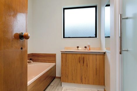 Photo of property in 171a Williams Street, Cambridge, 3434