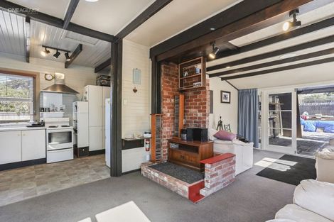 Photo of property in 2/6 Drake Street, New Brighton, Christchurch, 8061