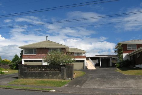 Photo of property in 2/75 Willerton Avenue, New Lynn, Auckland, 0600