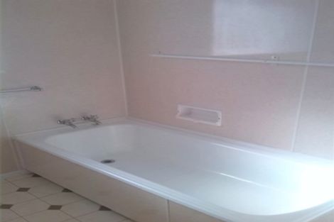 Photo of property in 7 Margaret Place, Merrilands, New Plymouth, 4312