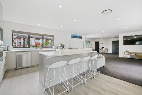 Photo of property in 184b Whangaparaoa Road, Red Beach, 0932