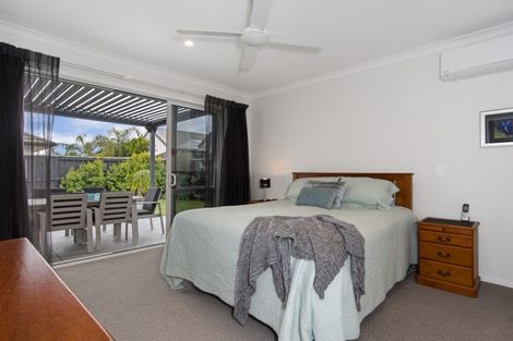 Photo of property in 77 Sandhurst Drive, Papamoa Beach, Papamoa, 3118