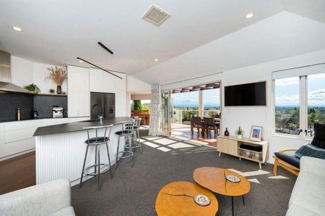 Photo of property in 15 Iona Road, Havelock North, 4130