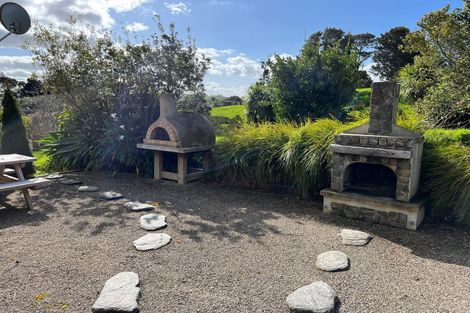 Photo of property in 364 Oneriri Road, Kaiwaka, 0573