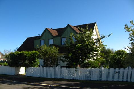 Photo of property in 10 Kent Place, Mosgiel, 9024