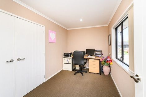 Photo of property in 52 Port Street West, Feilding, 4702