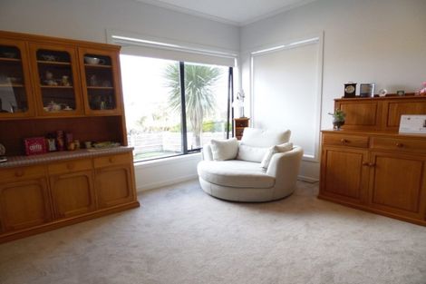 Photo of property in 16 Bomb Point Drive, Hobsonville, Auckland, 0616