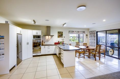 Photo of property in 3 Waitaha Place, Clive, 4102
