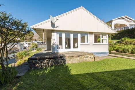 Photo of property in 128 Emano Street, Toi Toi, Nelson, 7010