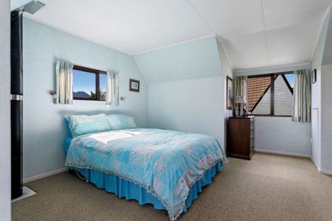 Photo of property in 23 Tobin Place, Richmond Heights, Taupo, 3330