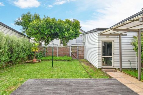Photo of property in 53 Bruce Pulman Drive, Takanini, 2112