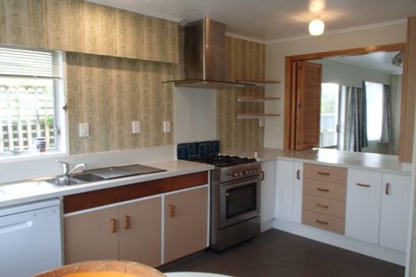 Photo of property in 26 Parkland Crescent, Terrace End, Palmerston North, 4410