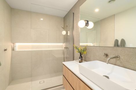 Photo of property in 92a Jeffreys Road, Fendalton, Christchurch, 8052