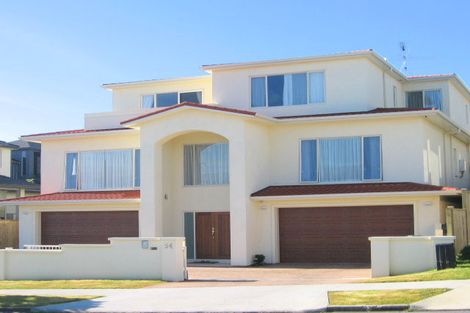 Photo of property in 54 Moyrus Crescent, East Tamaki Heights, Auckland, 2016