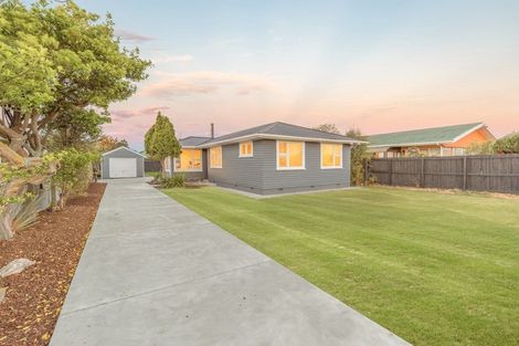 Photo of property in 95 Palmers Road, New Brighton, Christchurch, 8083