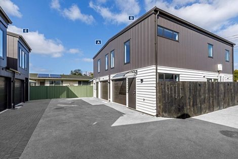 Photo of property in 647a Te Atatu Road, Te Atatu Peninsula, Auckland, 0610