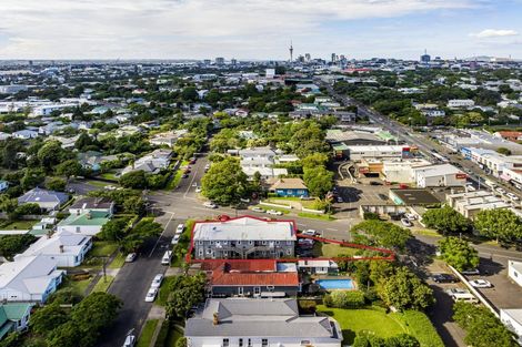 Photo of property in 4 Walters Road, Mount Wellington, Auckland, 1062