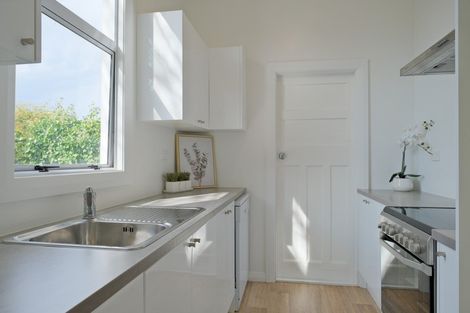 Photo of property in 4 Falcon Street, Roslyn, Dunedin, 9010